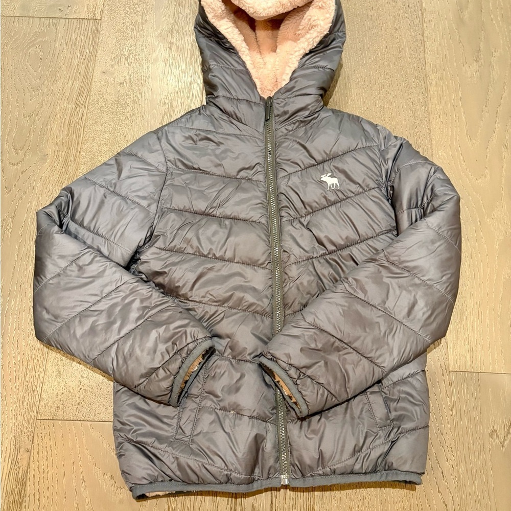 Abercrombie Kids Charcoal Reversible Puffer Jacket - Picture 2 of 8